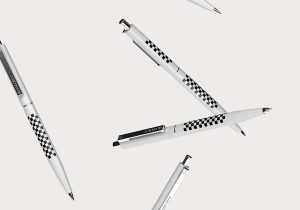 Free Pen Mockup (PSD)