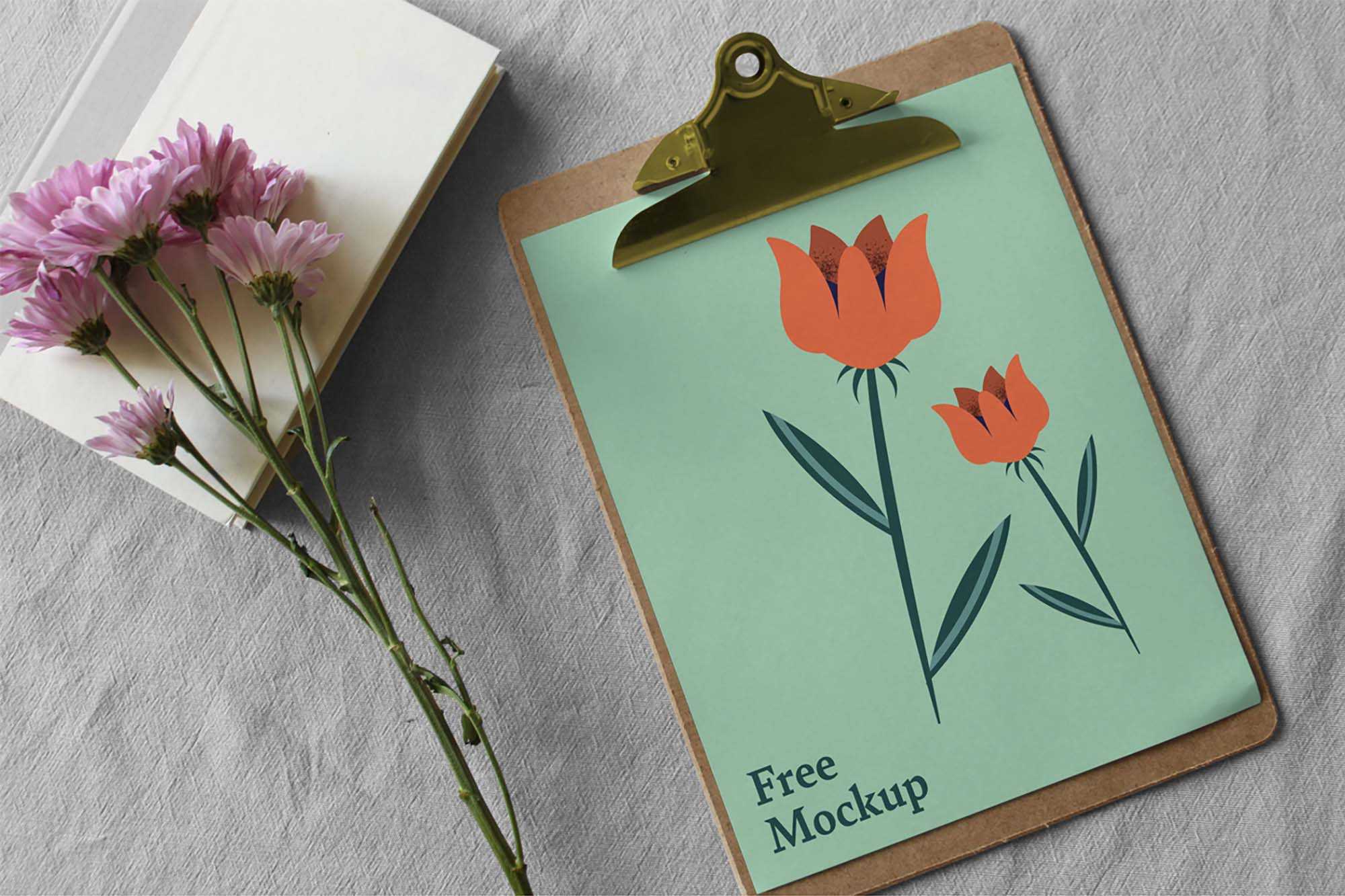 Free Realistic Paper Clipboard Mockup (PSD)