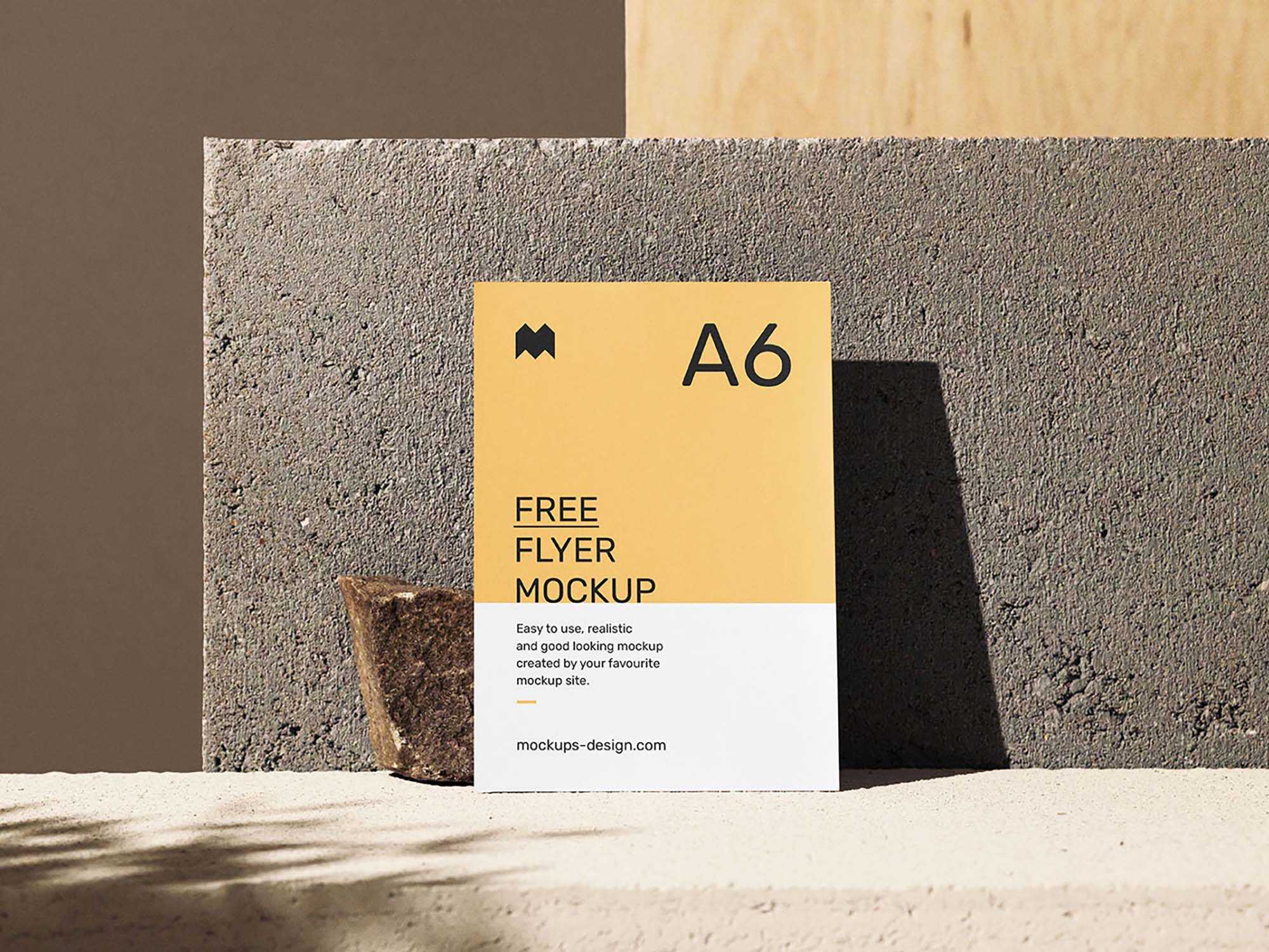 Free Single Flyer Mockup (PSD)