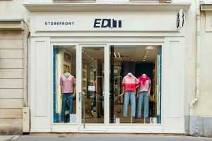Free Storefront Logo Mockup (PSD)