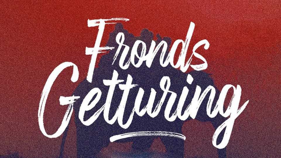 Fronds Getturing Font › Fontesk