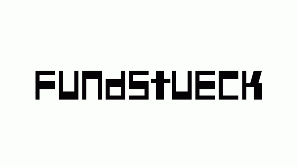 Fundstueck Font › Fontesk