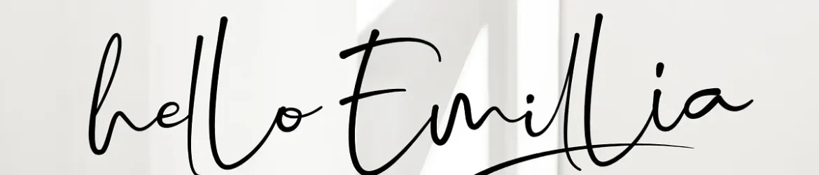 Hello Emillia Font