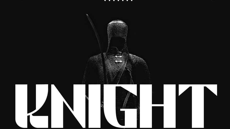 Knight Font › Fontesk