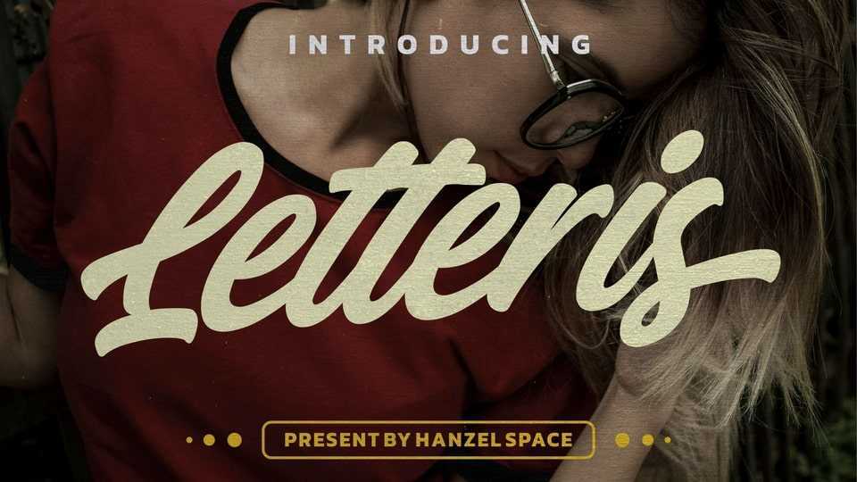 Letteris Font › Fontesk