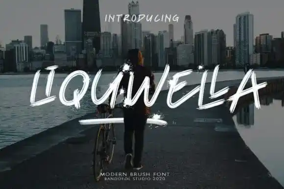 Liquwella Brush Font