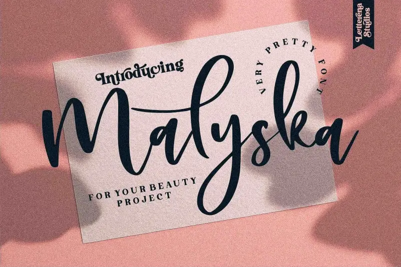 Malyska Calligraphy Font