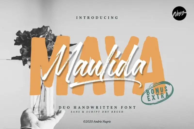 Maulida Maya Brush Font