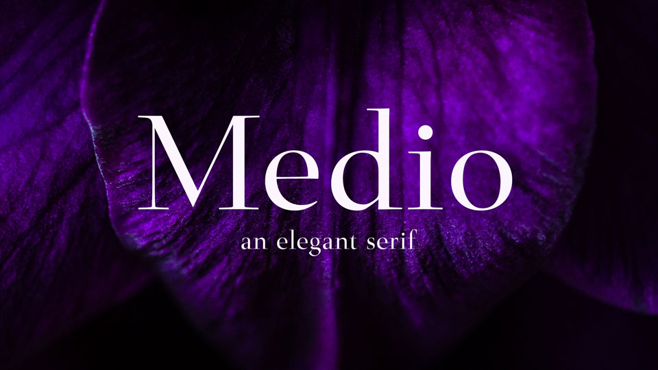 Medio Font › Fontesk