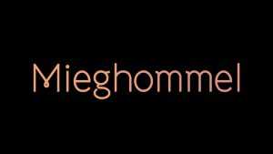 Mieghommel Font › Fontesk