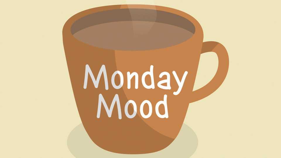 Monday Mood Font › Fontesk