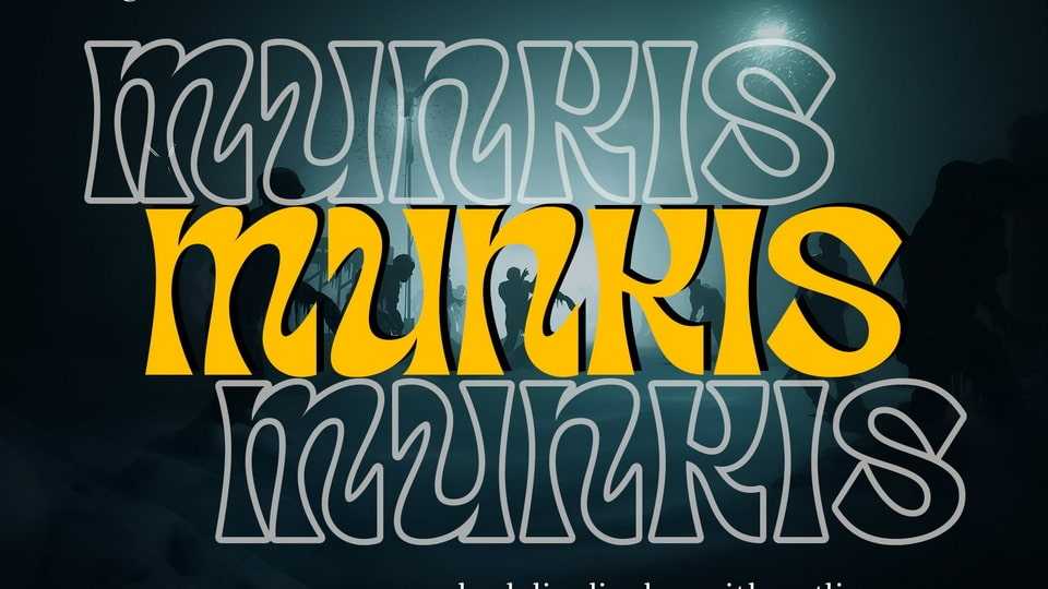 Munkis Font › Fontesk