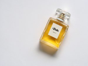 Perfume Mockup (PSD)