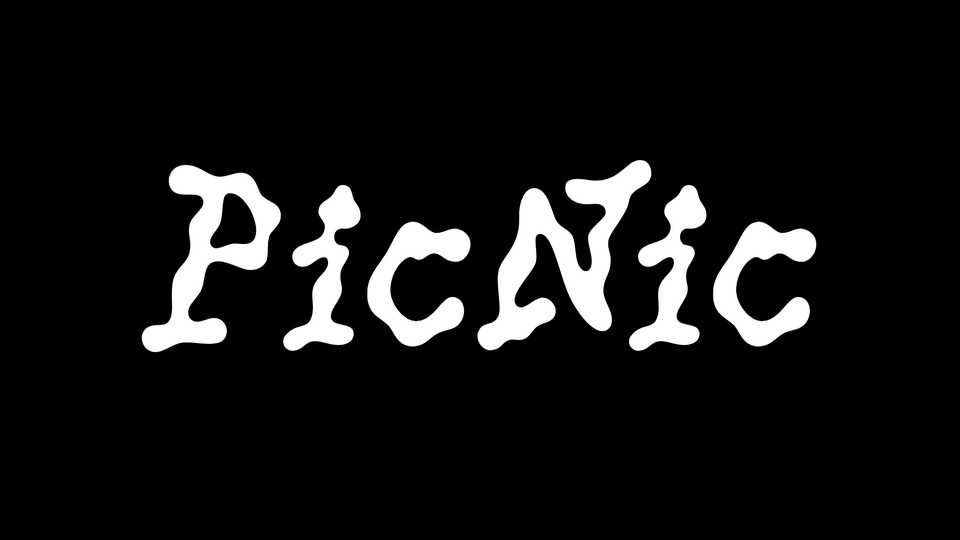 PicNic Font › Fontesk