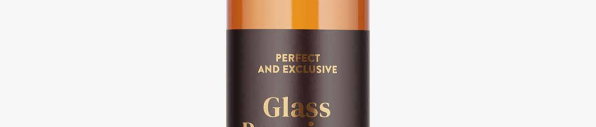 Plain whiskey bottle mockup