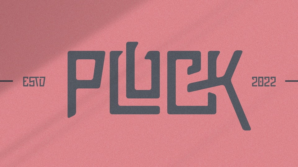 Pluck Font › Fontesk