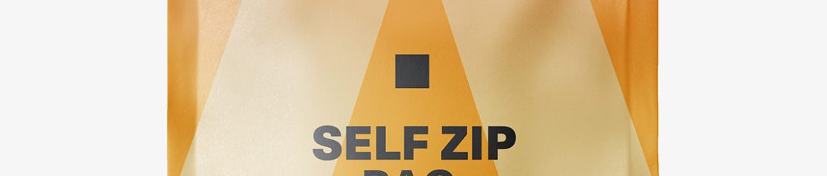 Self zip foil bag mockup / matt