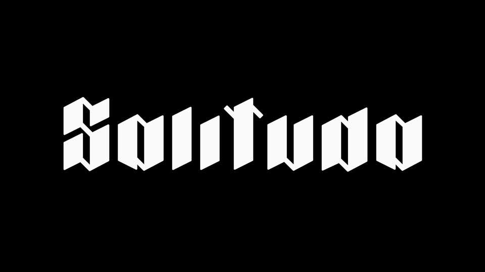 Solitudo Font › Fontesk