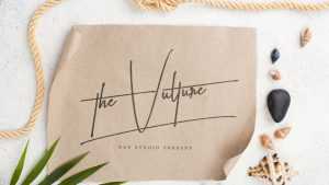 The Vulture Font › Fontesk