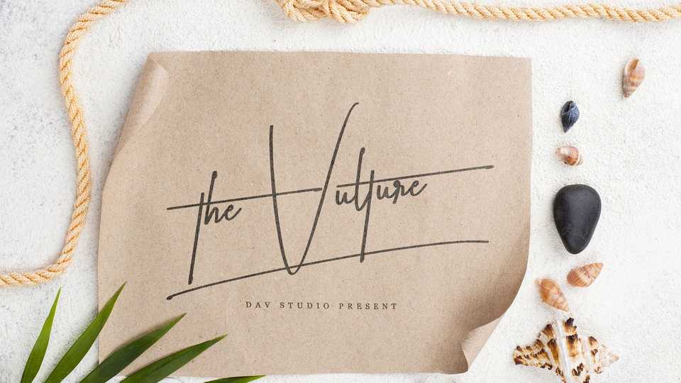 The Vulture Font › Fontesk