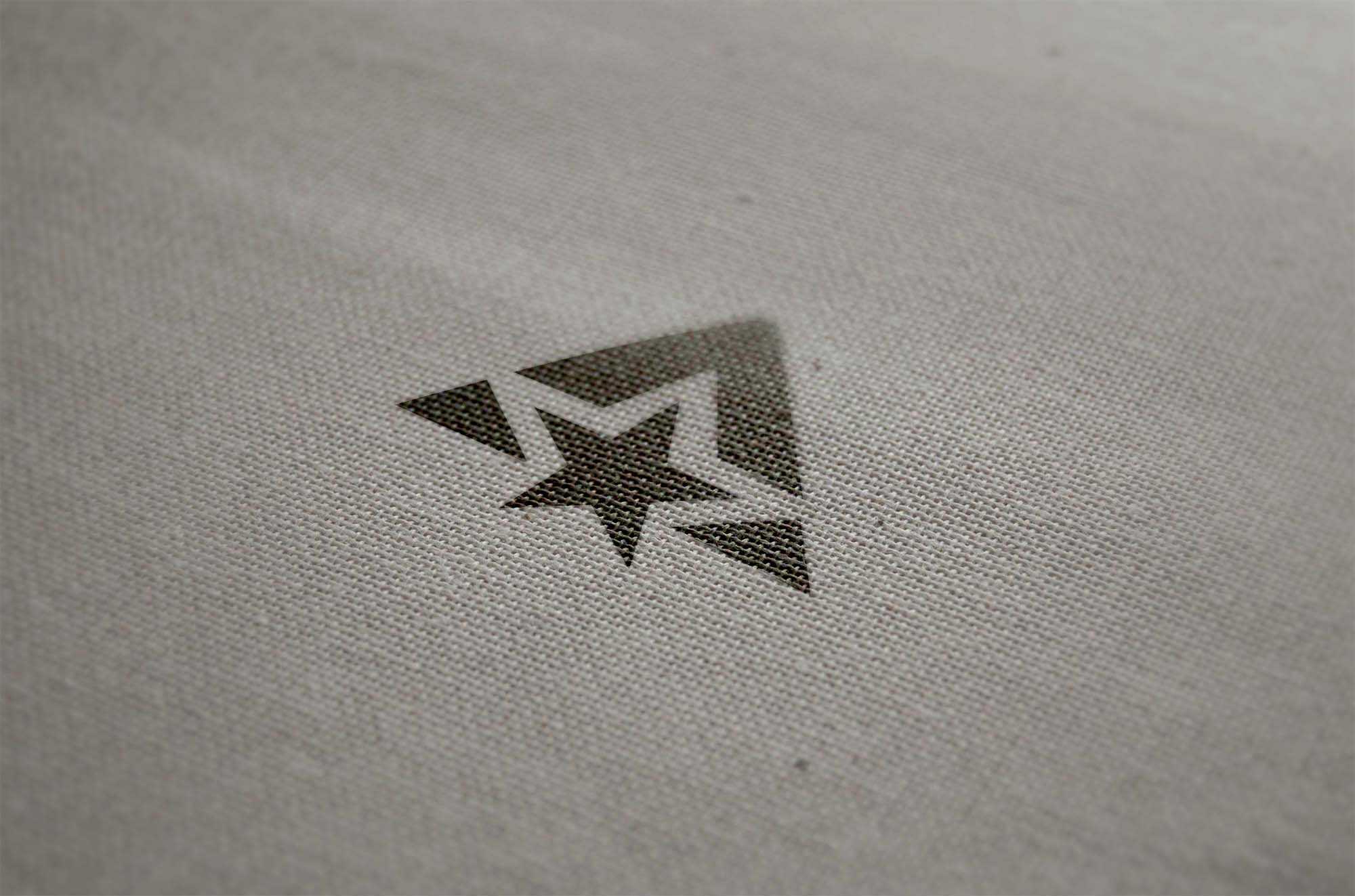 Free Linen Logo Mockup (PSD)