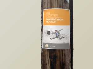 Free Utility Pole Poster Mockup (PSD)